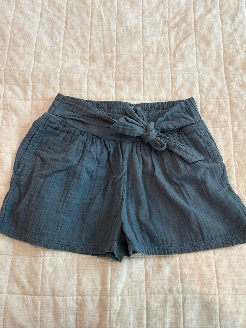 Hermoza Slate Blue Tie-Waist High Waist Women's Shorts